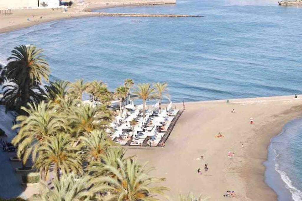 Large Modern Beach Front Apartment, Rooftop Pool!! Marbella Dış mekan fotoğraf